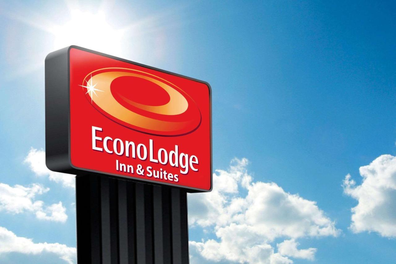Econo Lodge Inn & Suites Yuma I-8 מראה חיצוני תמונה